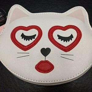 Betsey Johnson cream kitty cat with hearts wristlet